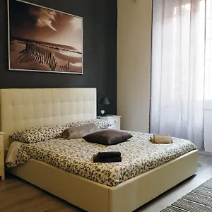 Casa vacanze T T House